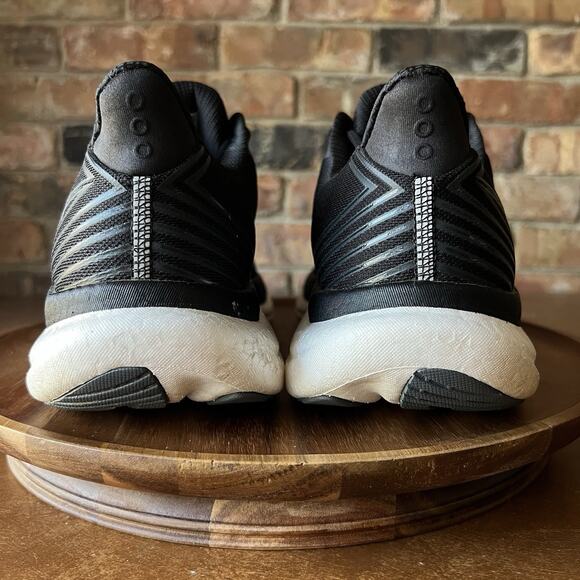 Saucony Triumph 23 Black Road Running Cushion Shoes Sneakers Men's 11.5 Wide - Picture 11 of 16